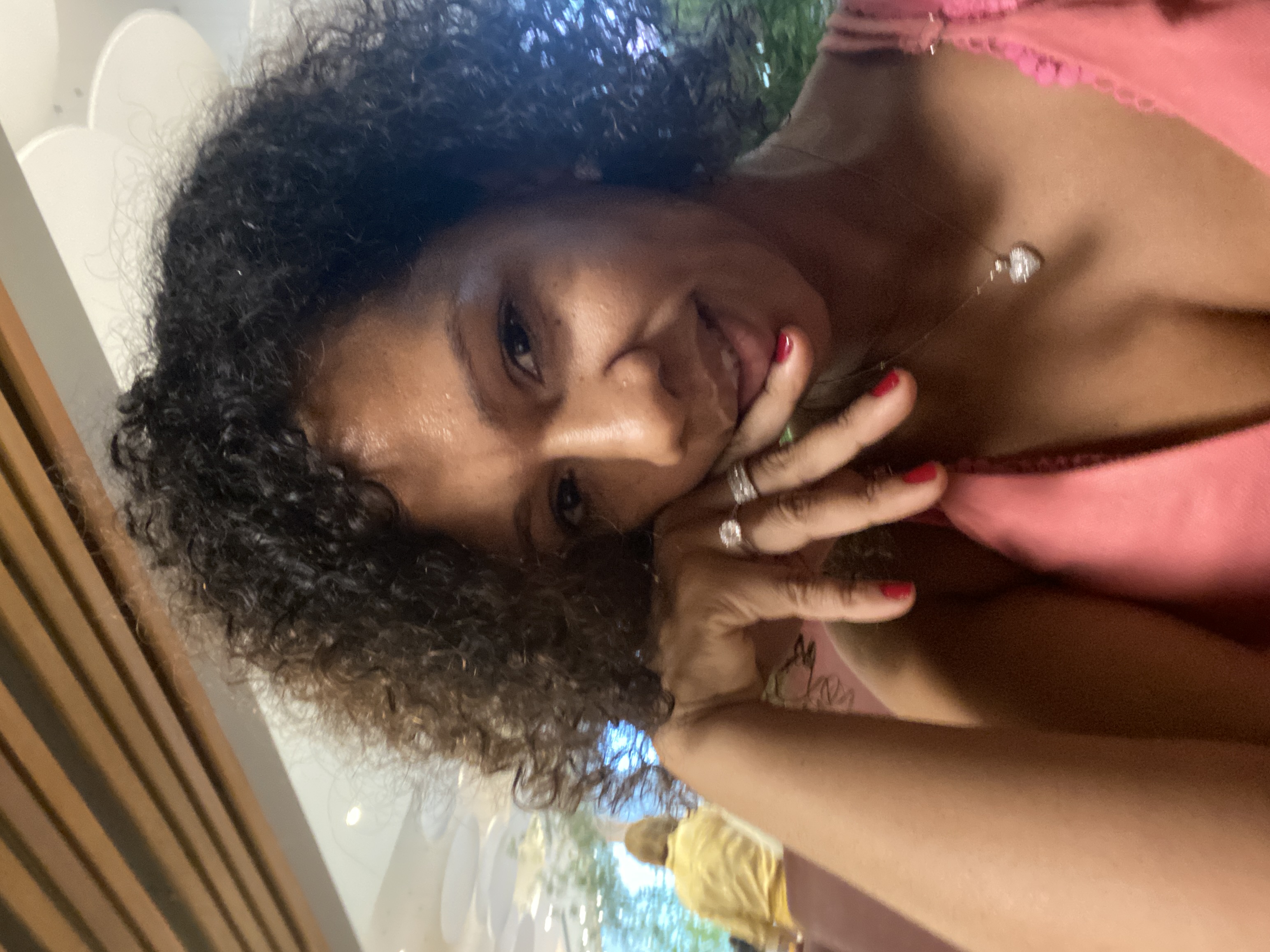 Celine Moreau em Morena 